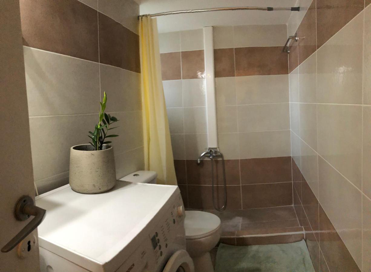 Cosy Apartment In Metaxourgeio Athens Ngoại thất bức ảnh