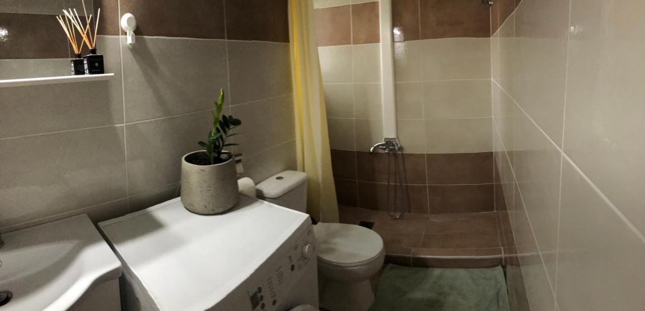 Cosy Apartment In Metaxourgeio Athens Ngoại thất bức ảnh